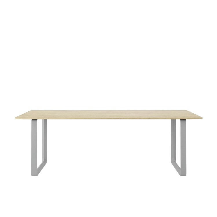 Muuto 70/70 Spisebord i Massivt Egetræ - Grå Finish