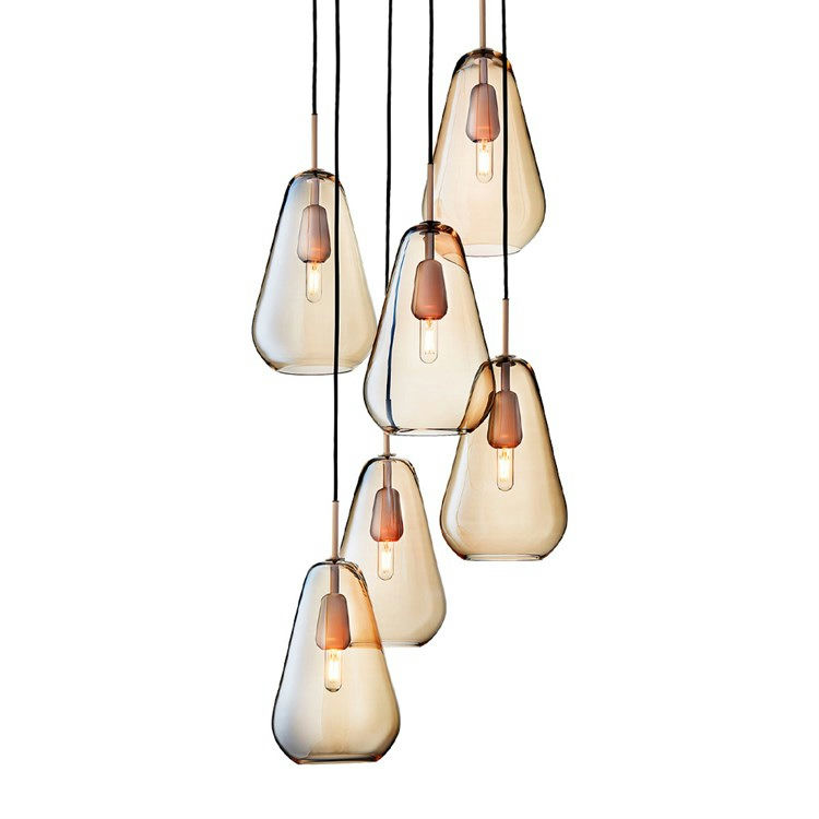 Nuura Anoli Pendel i Nordic Gold - Elegant Belysning